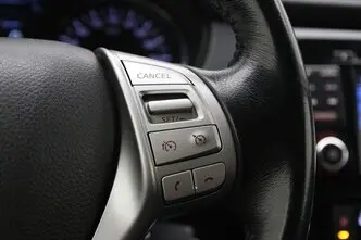 Nissan X-Trail, 1.6, 120 kW, бензин, механическая, передний привод