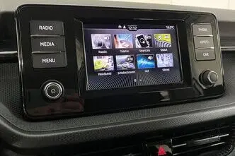 Škoda Fabia, 1.0, 70 kW, бензин, механическая, передний привод