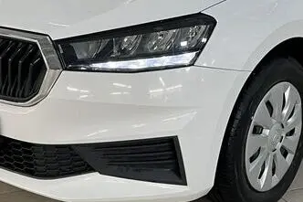 Škoda Fabia, 1.0, 70 kW, бензин, механическая, передний привод