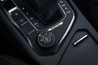 Volkswagen Tiguan, 2.0, 110 kW, дизель, автомат, полный привод