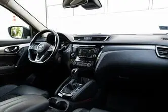 Nissan Qashqai, 1.3, 118 kW, petrol, automatic, front-wheel drive