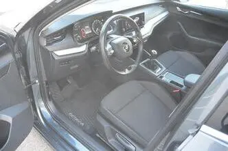 Škoda Octavia, 1.0, 81 kW, бензин, механическая, передний привод