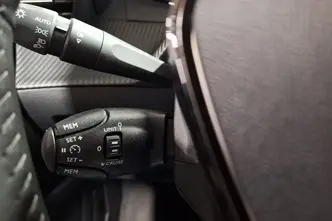 Peugeot e-2008, elekter, automaat, esivedu
