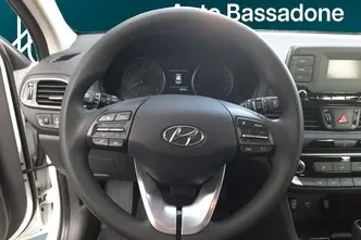 Hyundai i30, 1.0, 88 kW, бензин, автомат, передний привод