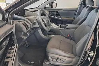 Toyota bZ4X, 118 kW, электричество, полный привод