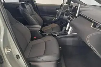 Toyota Corolla Cross, 2.0, 112 kW, hübriid, automaat, esivedu
