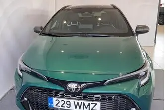 Toyota Corolla, 1.8, 72 kW, гибрид, автомат, передний привод
