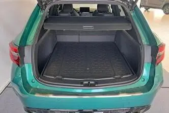 Toyota Corolla, 1.8, 72 kW, гибрид, автомат, передний привод