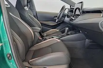 Toyota Corolla, 1.8, 72 kW, гибрид, автомат, передний привод