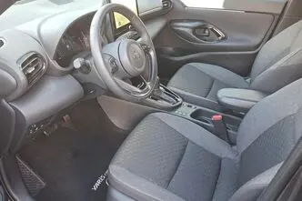 Toyota Yaris Cross, 1.5, 68 kW, hübriid, automaat, esivedu