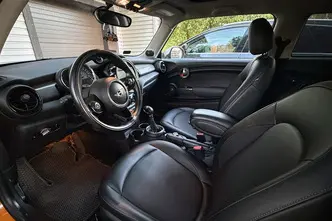 MINI Cooper, 1.5, 100 kW, bensiin, automaat, esivedu