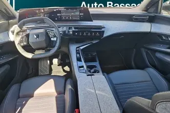 Peugeot E-3008, 155 kW, elekter, automaat, esivedu