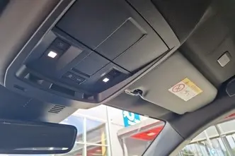 Peugeot E-3008, 155 kW, elekter, automaat, esivedu