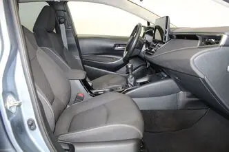 Toyota Corolla, 1.5, 92 kW, petrol, manual, front-wheel drive