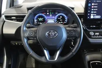Toyota Corolla, 1.5, 92 kW, petrol, manual, front-wheel drive
