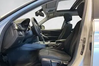 BMW 320, 2.0, 135 kW, petrol, automatic, rear-wheel drive