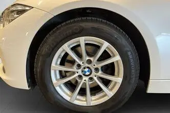 BMW 320, 2.0, 135 kW, petrol, automatic, rear-wheel drive