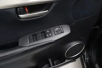 Lexus NX 300h, 2.5, 114 kW, hübriid, automaat, nelikvedu