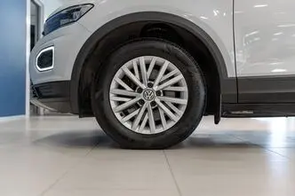 Volkswagen T-Roc, 2.0, 110 kW, diesel, automatic, front-wheel drive