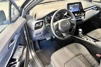 Toyota C-HR, 1.8, 72 kW, hybrid, automatic, front-wheel drive