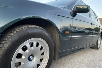 BMW 523, petrol, automatic, rear-wheel drive