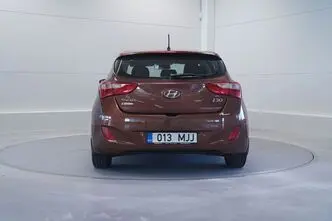 Hyundai i30, 1.4, 73 kW, bensiin, manuaal, esivedu