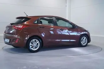 Hyundai i30, 1.4, 73 kW, bensiin, manuaal, esivedu