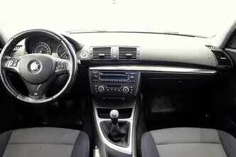 BMW 120, 2.0, 163 kW, diesel, manual, rear-wheel drive