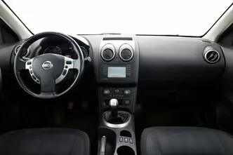 Nissan Qashqai, 1.6, 114 kW, petrol, manual, front-wheel drive