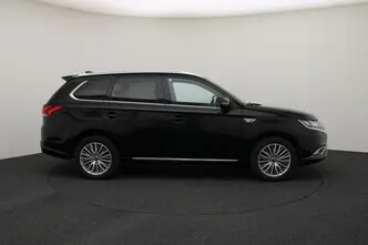 Mitsubishi Outlander, 2.4, 99 kW, pistikhübriid, automaat, nelikvedu