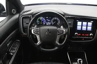 Mitsubishi Outlander, 2.4, 99 kW, pistikhübriid, automaat, nelikvedu