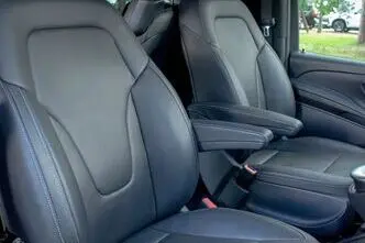 Mercedes-Benz V 250, 2.0, 140 kW, дизель, автомат, полный привод