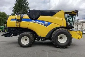 New Holland CX 8.90, 8.7, 308 kW, diesel, front-wheel drive