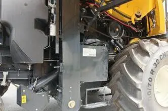 New Holland CX 8.90, 8.7, 308 kW, diesel, front-wheel drive