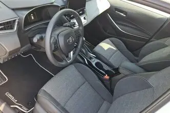 Toyota Corolla, 1.8, 72 kW, hübriid, automaat, esivedu