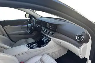 Mercedes-Benz E 300, 2.0, 143 kW, pistikhübriid, automaat, tagavedu