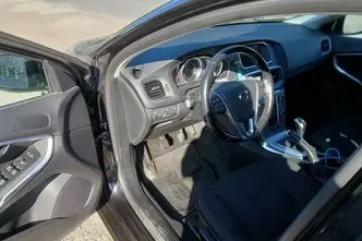 Volvo V40, 2.0, 88 kW, diisel, manuaal, esivedu