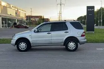 Mercedes-Benz ML 320, 3.2, 160 kW, bensiin, automaat, nelikvedu