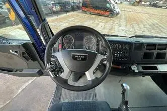 MAN TGA 26.480 6x4, 353 kW, diesel, manual