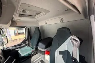 Volvo FL 210, 158 kW, дизель, механическая