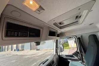 Volvo FL 210, 158 kW, дизель, механическая