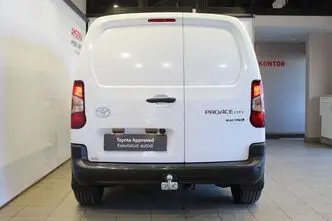 Toyota Proace City, 62 kW, electric, automatic, front-wheel drive