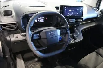 Toyota Proace City, 62 kW, electric, automatic, front-wheel drive