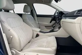 Škoda Superb, 2.0, 110 kW, дизель, автомат, передний привод