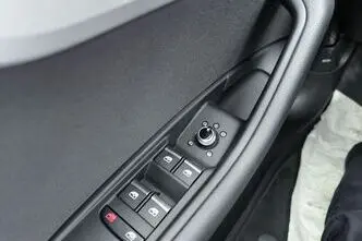 Audi A4, 2.0, 120 kW, бензин, автомат, передний привод