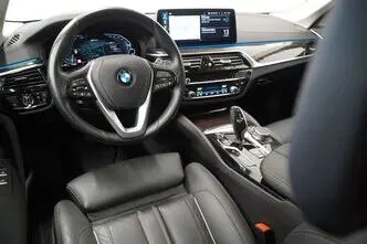 BMW 530, 2.0, 135 kW, pistikhübriid, automaat, nelikvedu