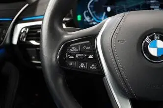 BMW 530, 2.0, 135 kW, pistikhübriid, automaat, nelikvedu