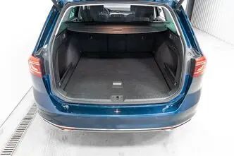 Volkswagen Passat, 2.0, 140 kW, petrol, automatic, front-wheel drive