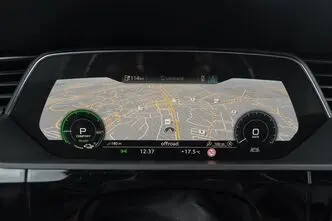 Audi e-tron, 300 kW, электричество, автомат, полный привод