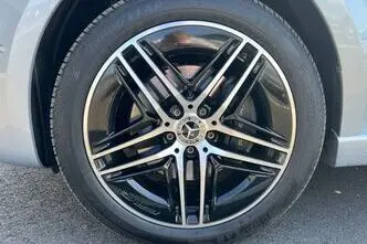 Mercedes-Benz V 300, 2.0, 174 kW, diesel, automatic, four-wheel drive